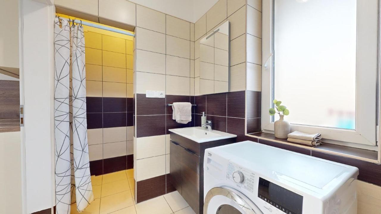 Apartman Dubova Milovice  Exteriör bild